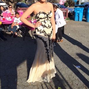 Black and light-cream beige prom dress